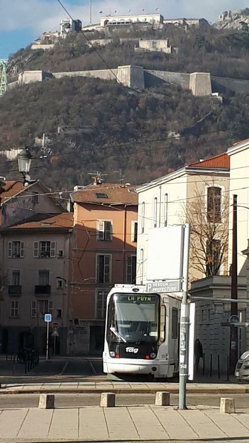 Rent4night Europole Grenoble